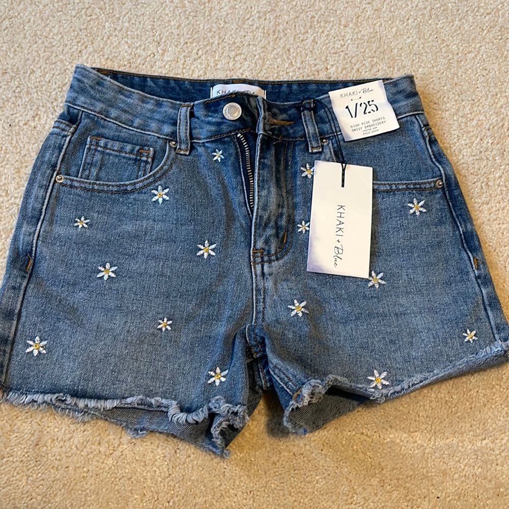 NWT Khaki & Blue Embroidered Flower Jean Shorts Size 25